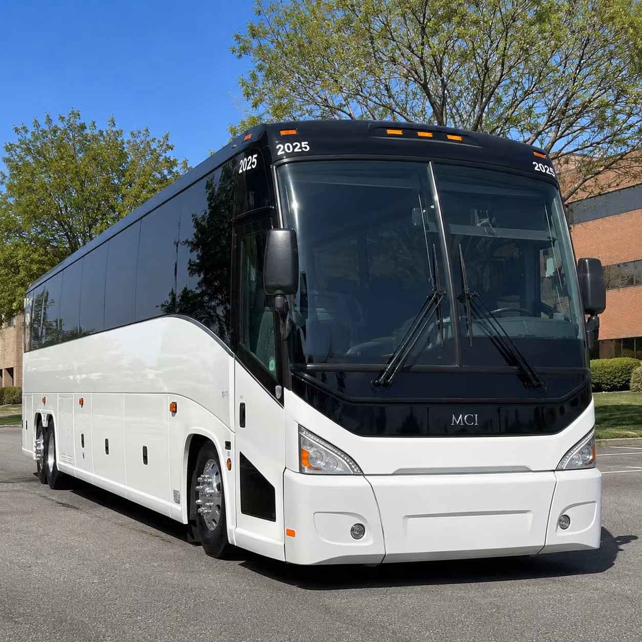 concert bus rentals from st clair shores to little caesars arena and downtown detroit venues