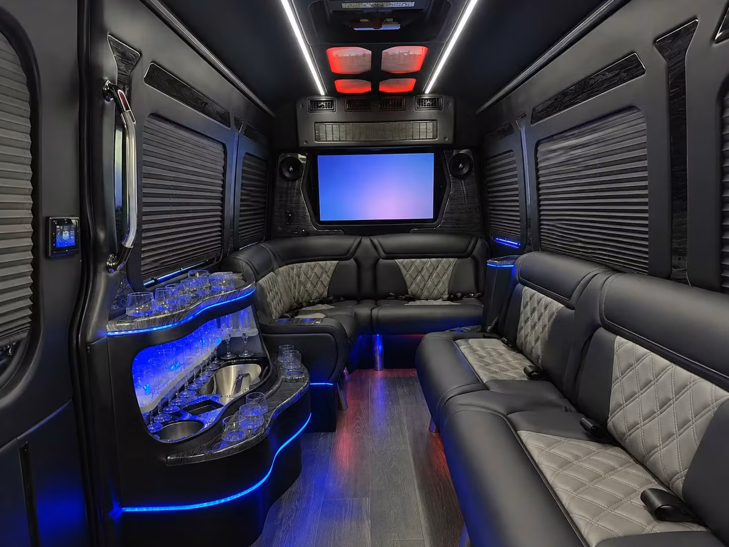 corporate dining and client entertainment shuttles in st clair shores