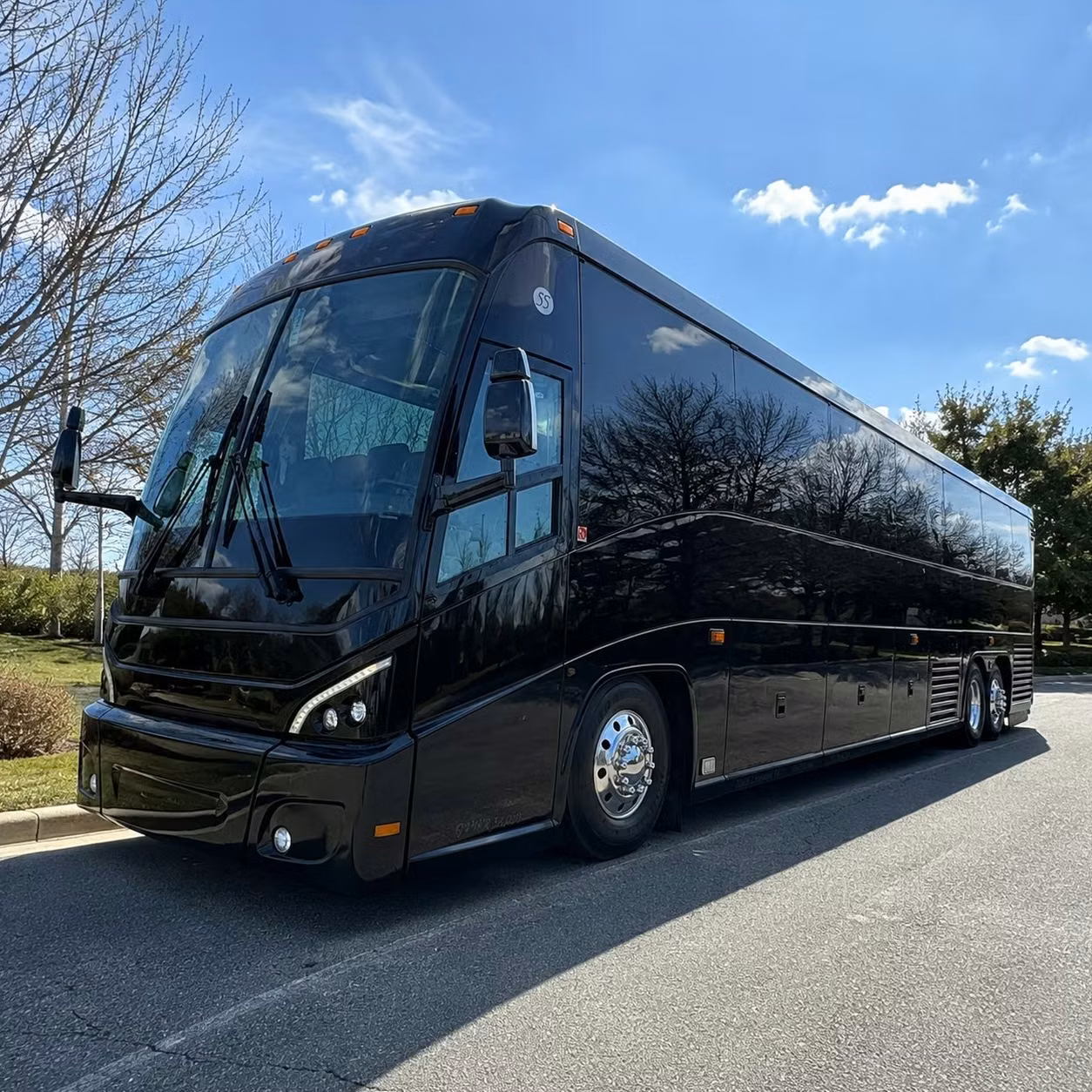 corporate event shuttles and one time employee transportation around st clair shores