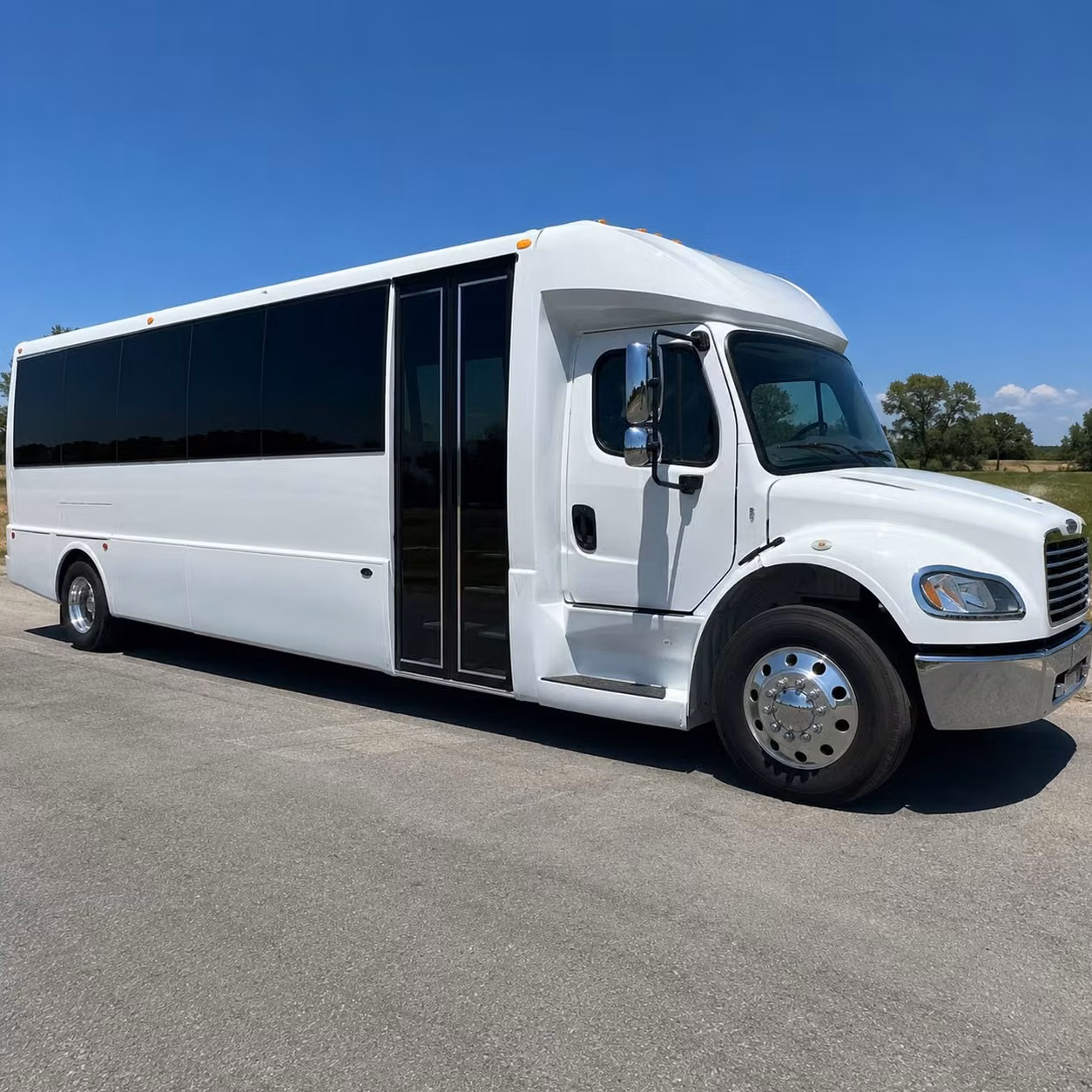 st clair shores 15 passenger minibus rental