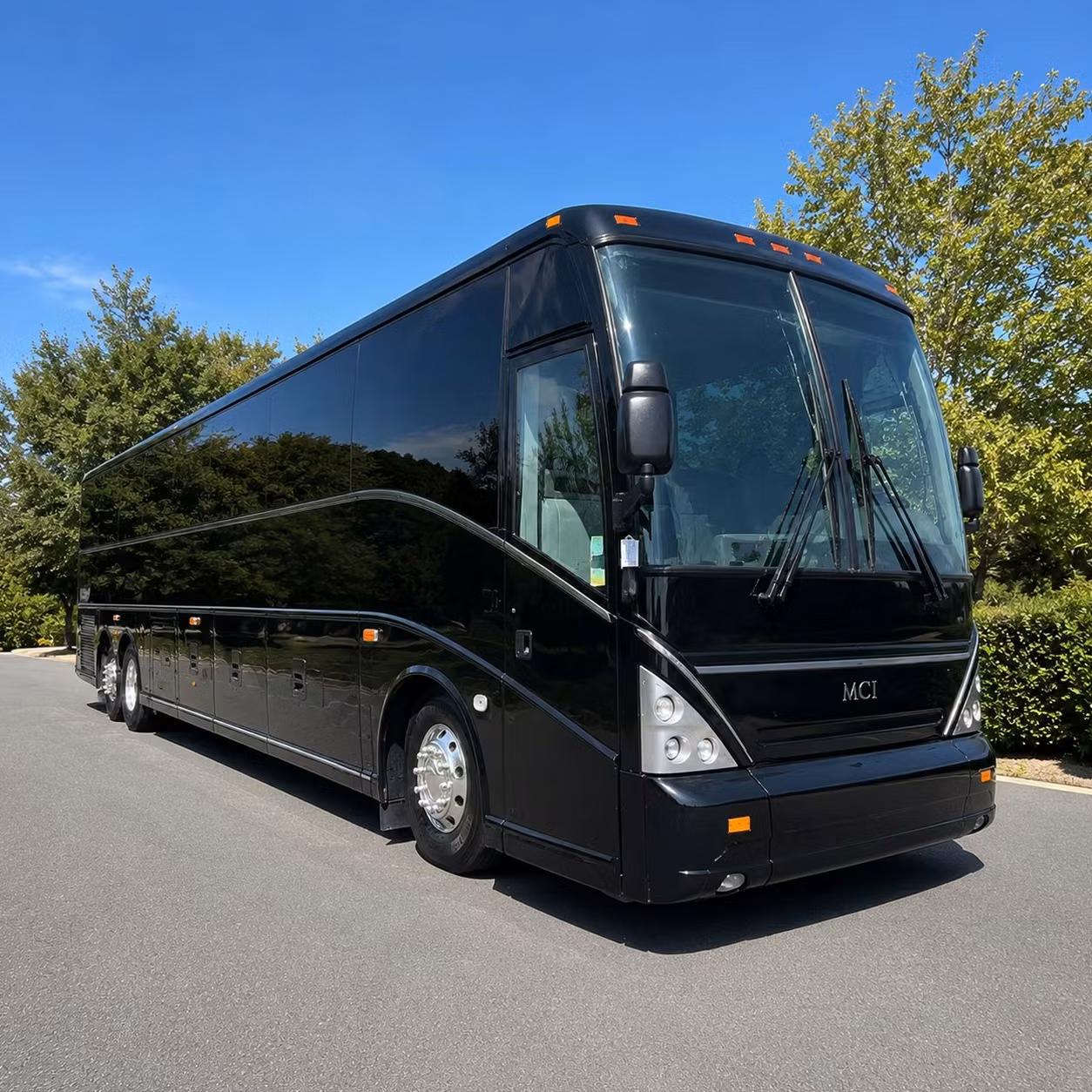 st clair shores wedding shuttle bus rentals that keep your guests on schedule